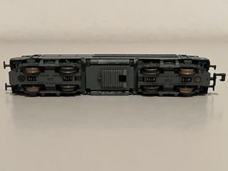 Locomotora BB-15001 SNCF Fleischmann piccolo N.