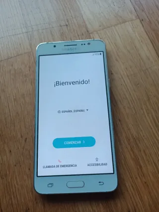 Samsung Galaxy J5 2016 Bianco Libero
