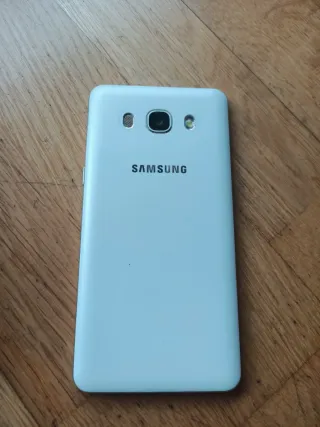Samsung Galaxy J5 2016 Bianco Libero