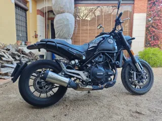 Benelli Leoncino 500 abs