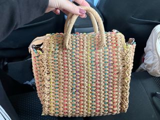Bolso de mimbre Parfois