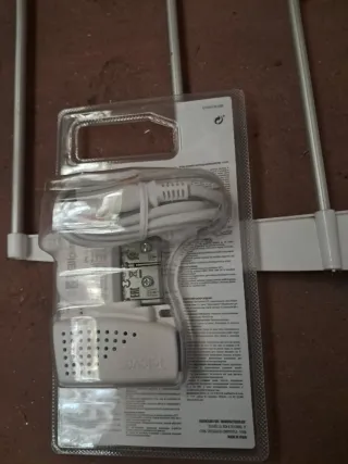 Antena Televes con soportes y receptor