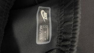 Pantalon Nike tech negro talla M