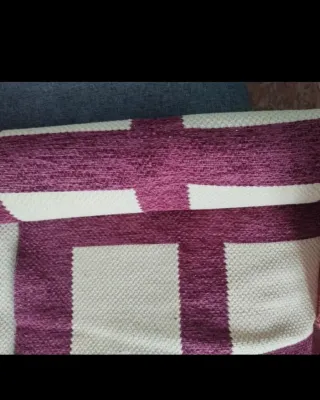 Alfombra chenilla 2 tonos beige y morado