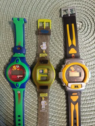 3 Relojes Digitales de los Simpsons