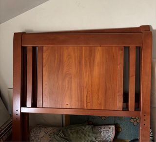 Cama de madera completa con somier