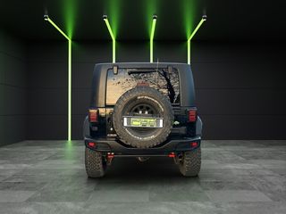 Jeep Wrangler 2.8 CRD Sport 130 kW (177 CV)