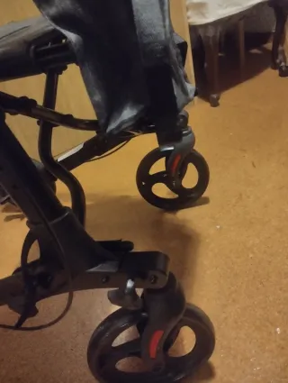 Andador para adultos con asiento