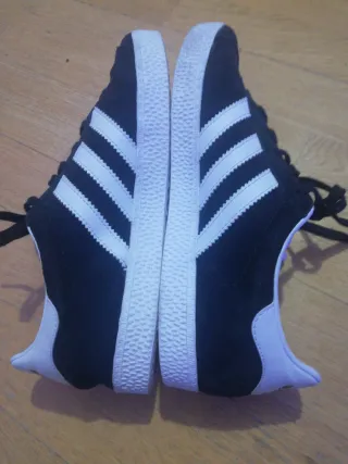 Adidas Gazelle Negras Talla 37
