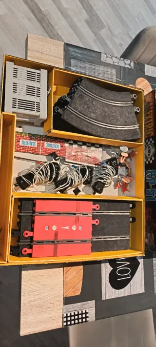 Lote 2 Scalextric Copa Ibiza y GP-51 sin coches