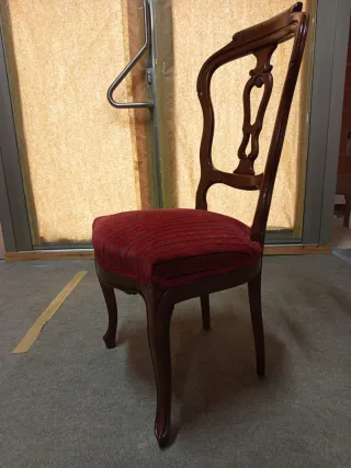 Mesa de comedor extensible + 6 sillas + espejo