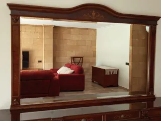 Mesa de comedor extensible + 6 sillas + espejo