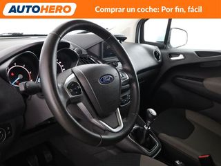 Ford Tourneo Courier 1.5 TDCi Titanium