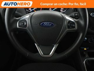 Ford Tourneo Courier 1.5 TDCi Titanium