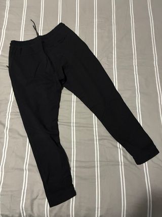 Pantalón Pull&Bear negro