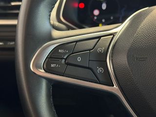 Renault Captur 1.0TCE 91CV TECHNO.- " AÑO 2024 ".- " SOLO 26.928 KM ".- " IMPECABLE ".- " GARANTÍA FABRICANTE RENAULT ".-" MUY EQUIPADO ".-" ETIQUETA VERDE (C) EURO-6AP "