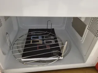 Cecotec Microondas Digital con Grill 20L