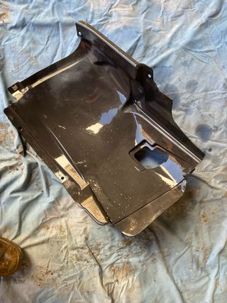 Paso de rueda delantero izquierdo BMW Serie 1