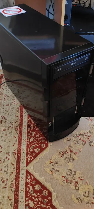 Ordenador para piezas (2008)