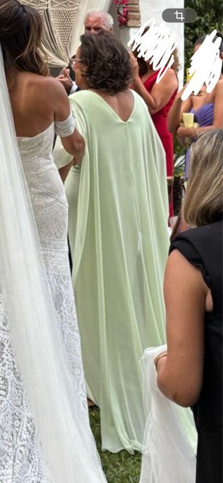 Vestido Madrina Pronovias verde esmeralda