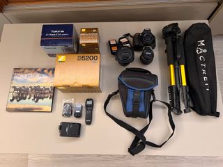 Cámara Réflex Nikon D5200 + Accesorios