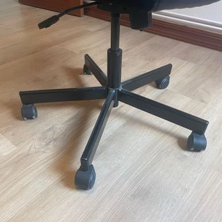 Silla de oficina IKEA MILLBERGET Negra