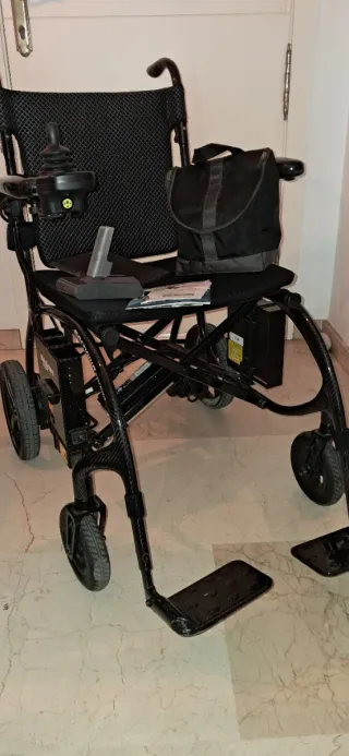 Silla de ruedas eléctrica   MARTINIKA CARBONO