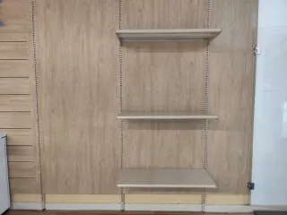 Estanterías de tienda madera y metal