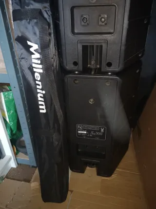 2xAltavoces EV SX300 + 2x soportes + 2xcables
