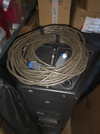 2xAltavoces EV SX300 + 2x soportes + 2xcables