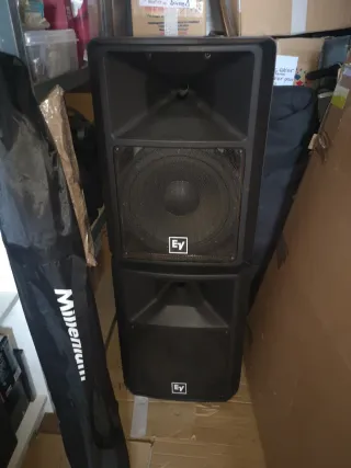 2xAltavoces EV SX300 + 2x soportes + 2xcables