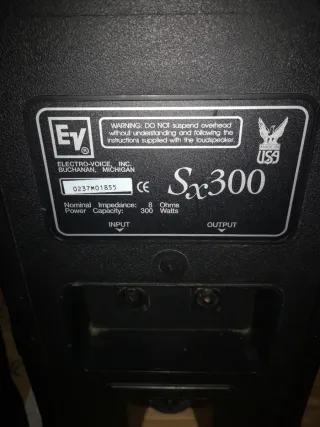 2xAltavoces EV SX300 + 2x soportes + 2xcables