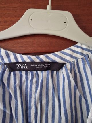 Camisa Zara rayas azul y blanco talla única