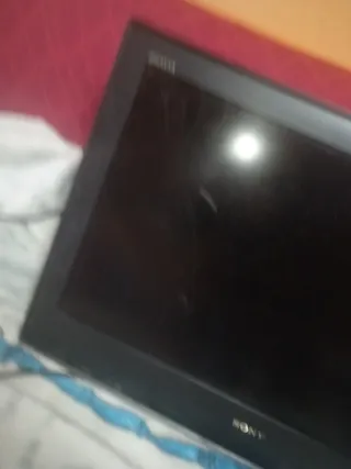 TV Sony Bravia 40" para colgar