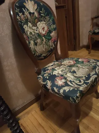 Sillas de anticuario tapizadas