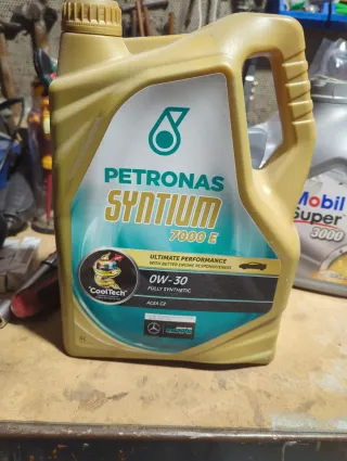 Aceite Petronas Syntium 7000E 0W-30 Sintético