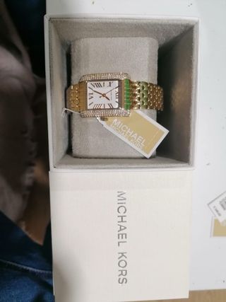 Reloj Michael Kors Dorado con diamantes