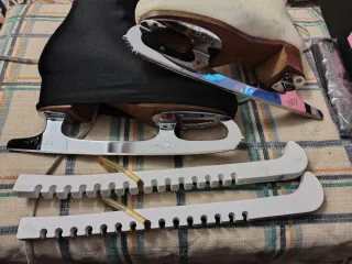 Patines de hielo para patinaje artístico