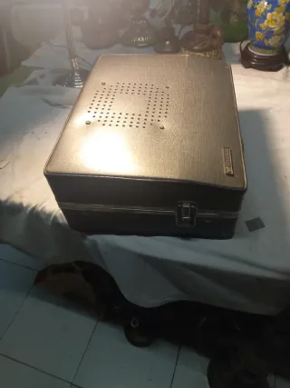 Tocadiscos Marconi Beige y Negro