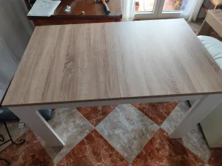 Mesa de cocina extensible madera y blanco