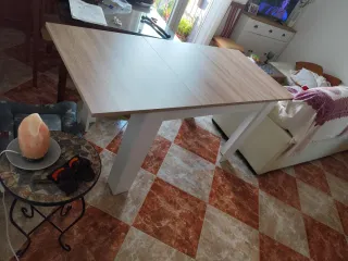 Mesa de cocina extensible madera y blanco