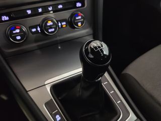 Volkswagen Golf 5p Sport 1.6 TDI CR 105 CV