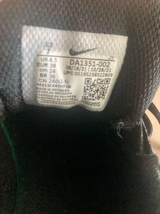 Zapatillas Nike Talla 38 Negras y Blancas