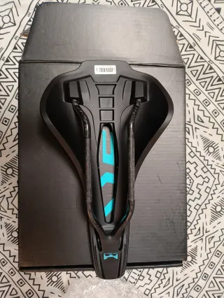 Sillín RYET Carbono Negro