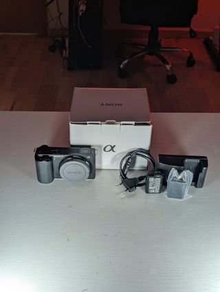 Cámara Sony ZV-E10 - 39 disparos