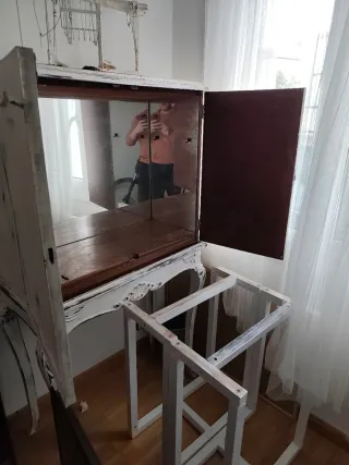 Vitrina antigua madera y cristal