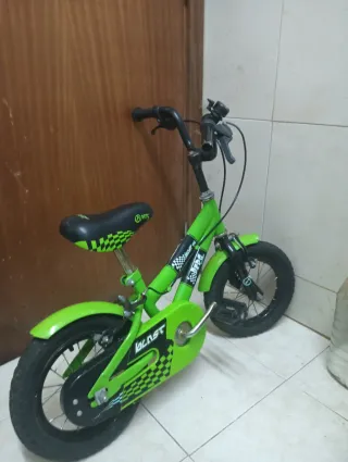 Bicicleta infantil verde BLAST