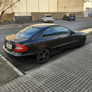Mercedes-Benz  CLK 2003