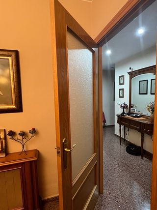 8 Puertas Madera Chapada con Marco