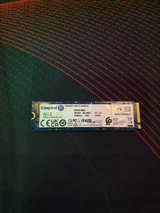 SSD Kingston NV3 1TB NVMe M.2 PCIe 4.0 como nuevo